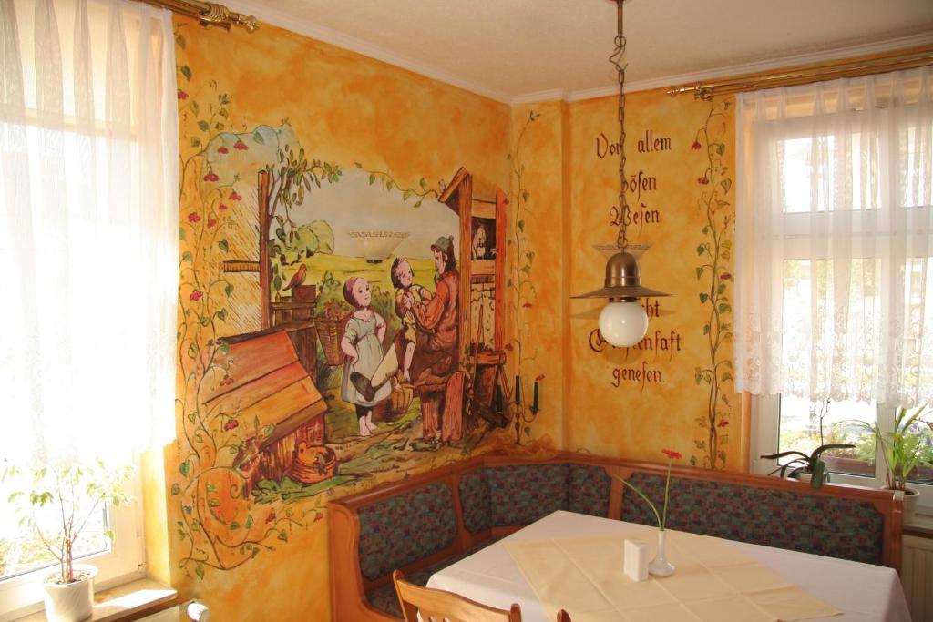 Hotel & Restaurant Zum Brunnen Jarmen Εξωτερικό φωτογραφία